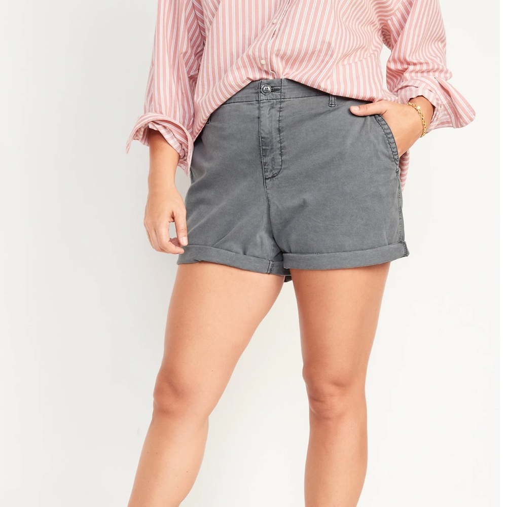 Old Navy High-Waisted Pull On Chino Shorts